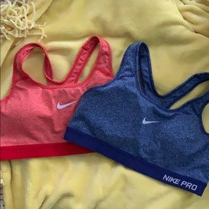 2 nike sports bras